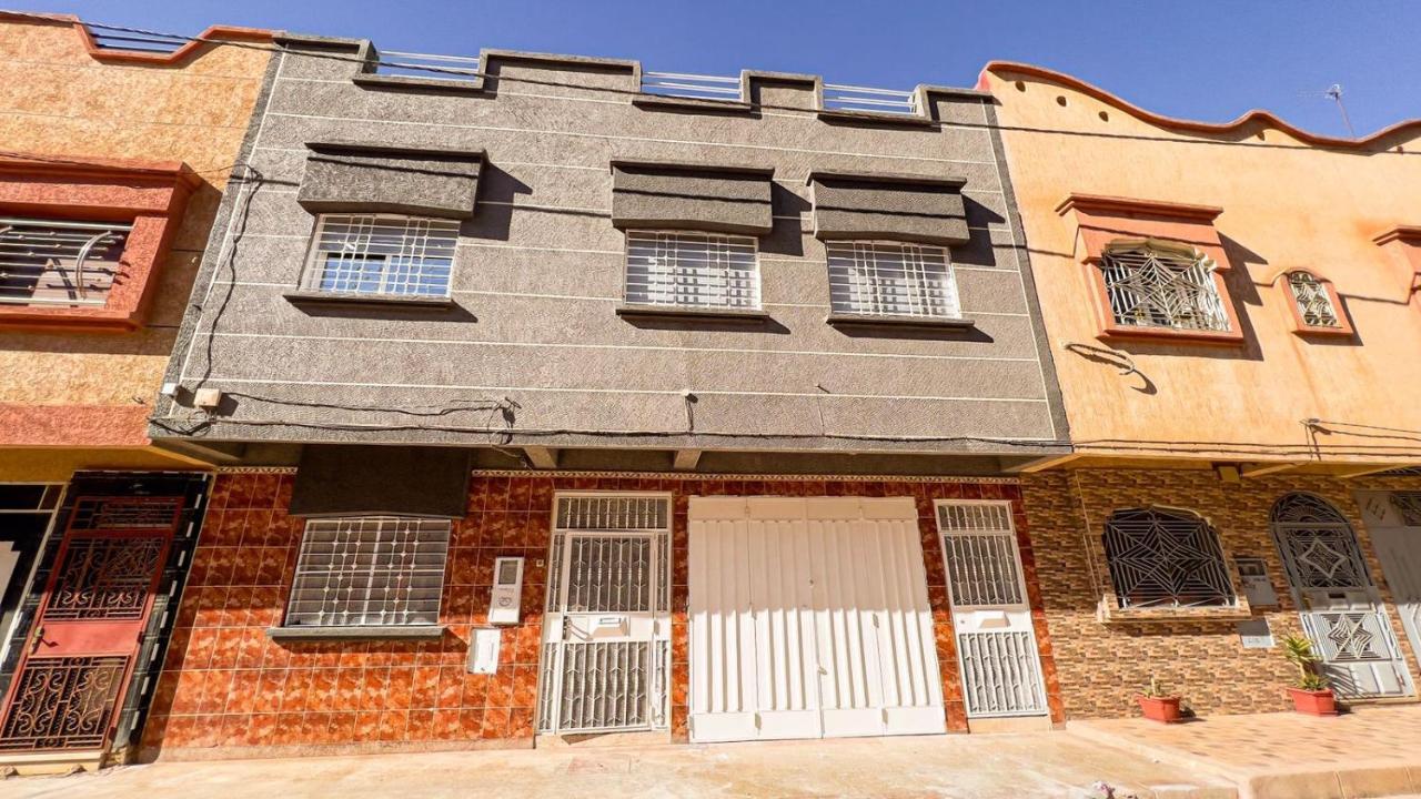 Dar Haut De Gamme Et A Un Prix Imaginaire Hostcom For Families Only Oujda Exterior photo
